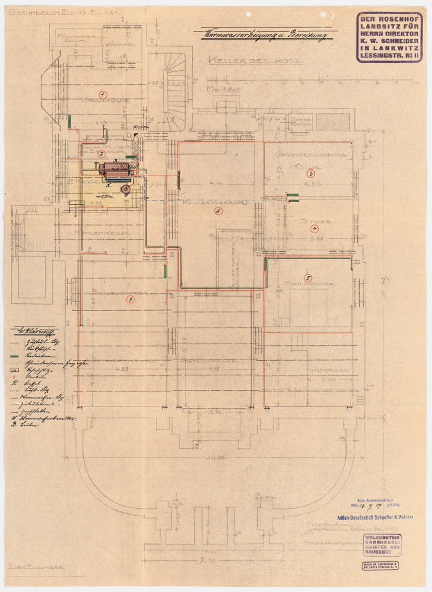 Schwarze und weiße architektonische Zeichnung des Rosenhof-Krankenhauses in Hamburg, Deutschland, die detaillierte Layout mit zahlreichen Drähten, Räumen, Fluren und Textanmerkungen auf altem Papier zeigt.